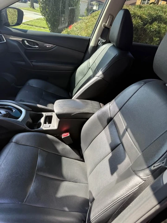 2016 Nissan Rogue - Image 4 of 11