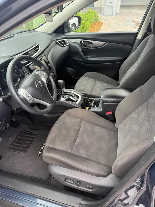 2016 Nissan Rogue - Image 5 of 9
