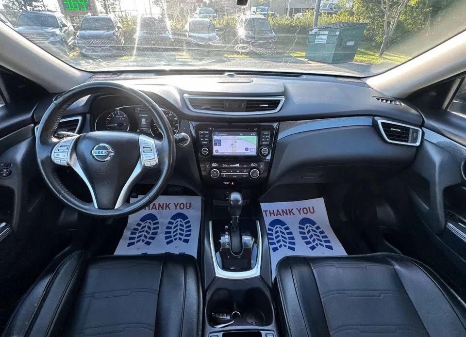 2016 Nissan Rogue - Image 8 of 12