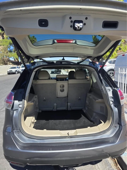 2016 Nissan Rogue - Image 10 of 10