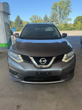 2016 Nissan Rogue SV (2017.5) Sport Utility 4D