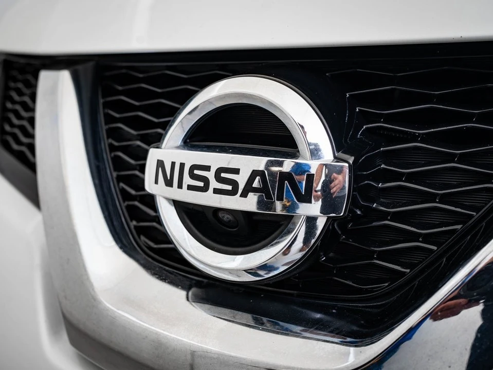 2016 Nissan Rogue - Image 3 of 21