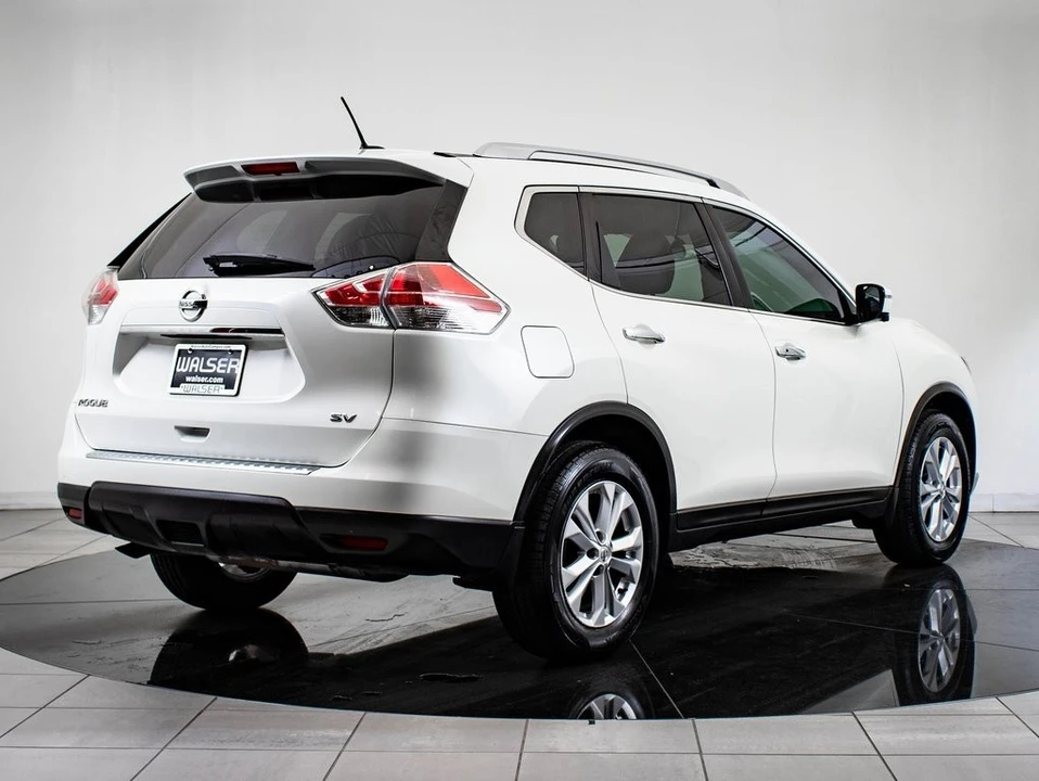 2016 Nissan Rogue - Image 7 of 21