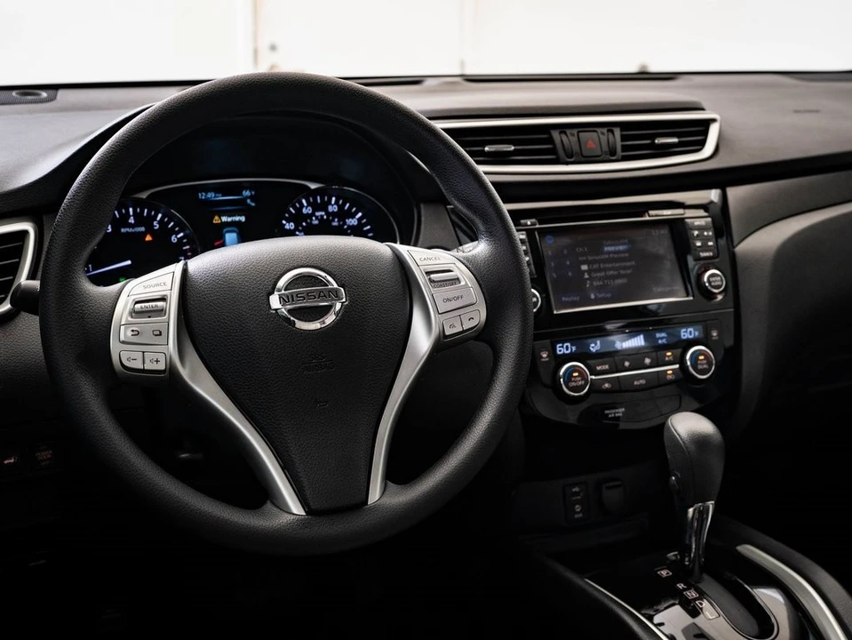 2016 Nissan Rogue - Image 4 of 21