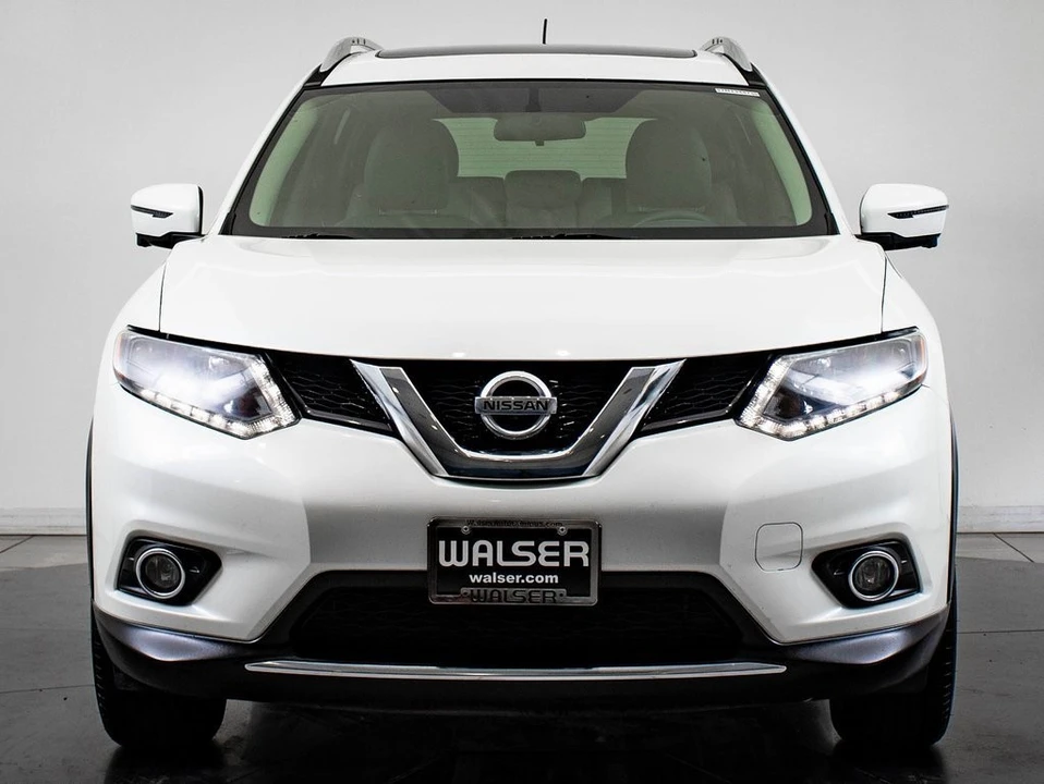 2016 Nissan Rogue - Image 2 of 21