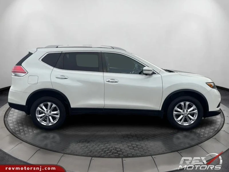 2016 Nissan Rogue - Image 6 of 12