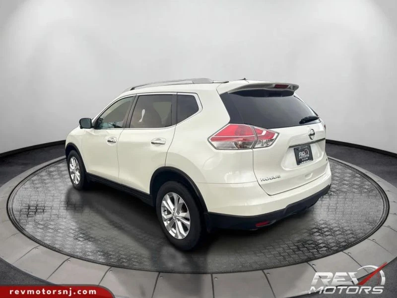 2016 Nissan Rogue - Image 3 of 12