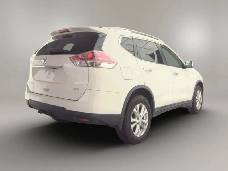 2016 Nissan Rogue - Image 2 of 3