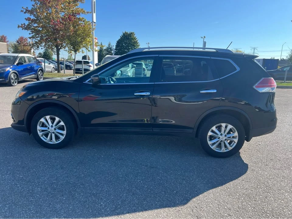 2016 Nissan Rogue - Image 8 of 14
