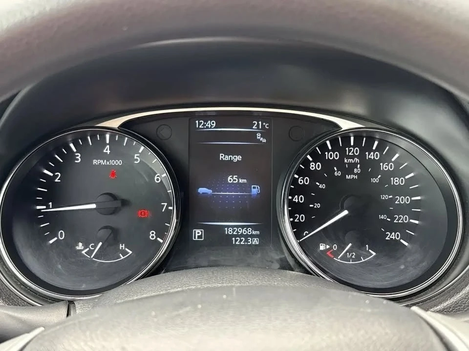 2016 Nissan Rogue - Image 15 of 20