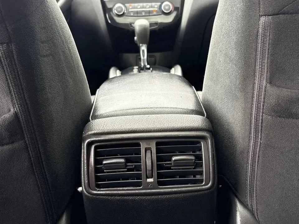 2016 Nissan Rogue - Image 20 of 20