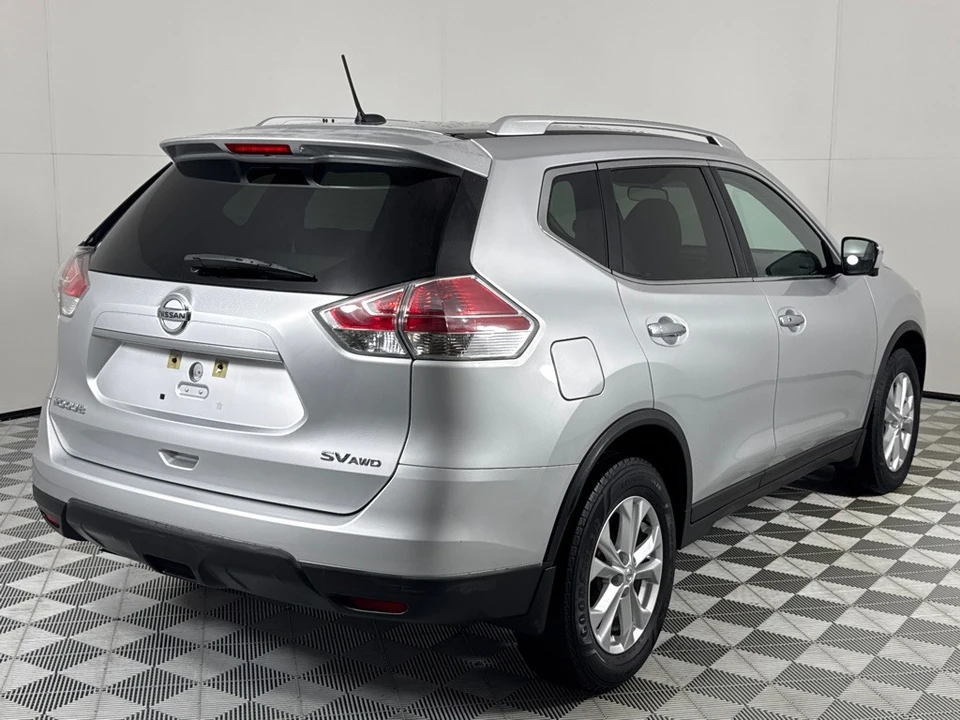 2016 Nissan Rogue - Image 5 of 12