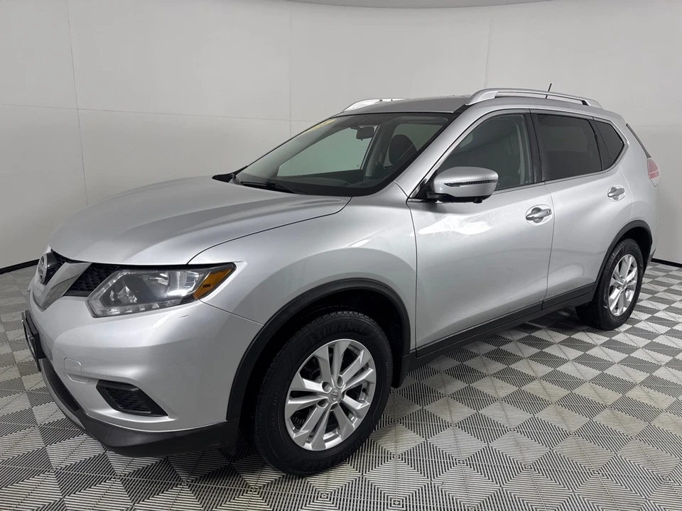 2016 Nissan Rogue - Image 7 of 12