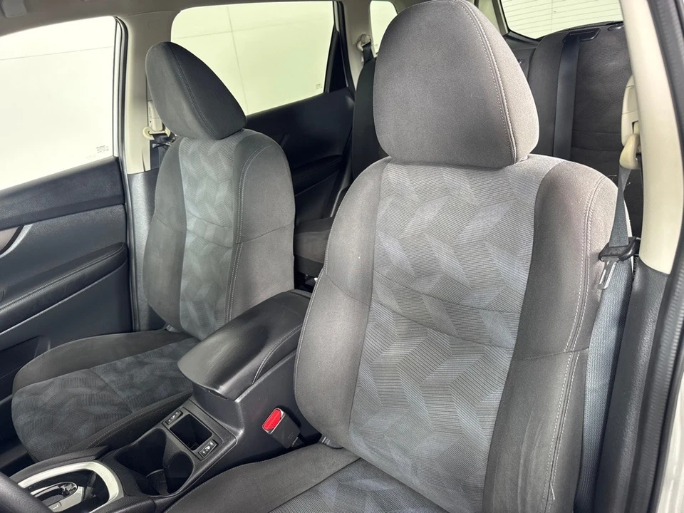 2016 Nissan Rogue - Image 12 of 12