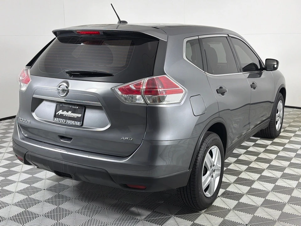 2016 Nissan Rogue - Image 5 of 12