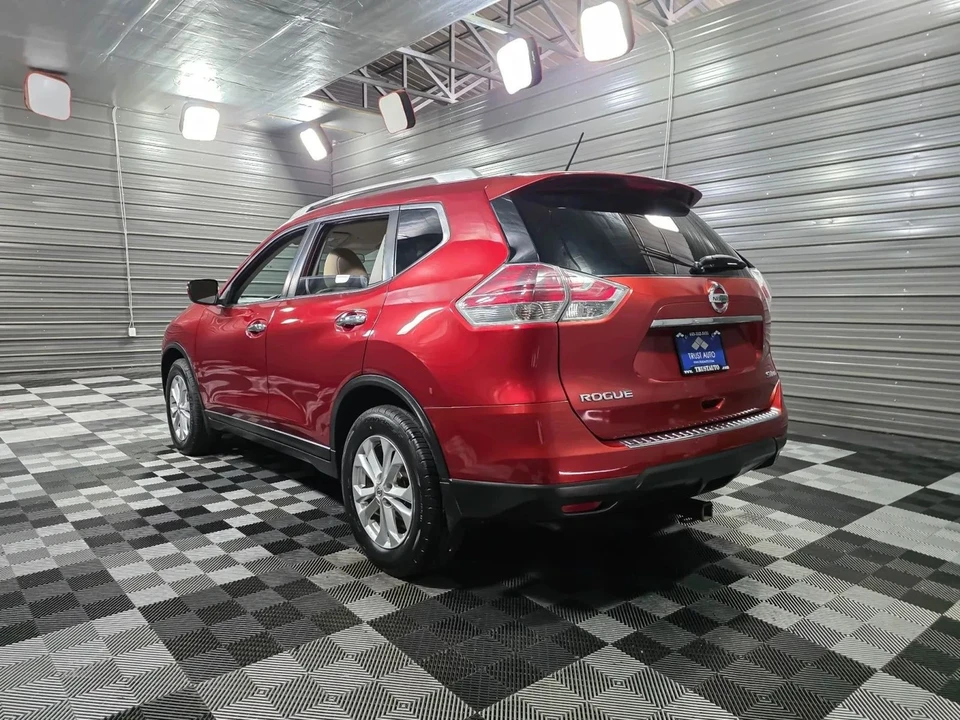 2016 Nissan Rogue - Image 7 of 21