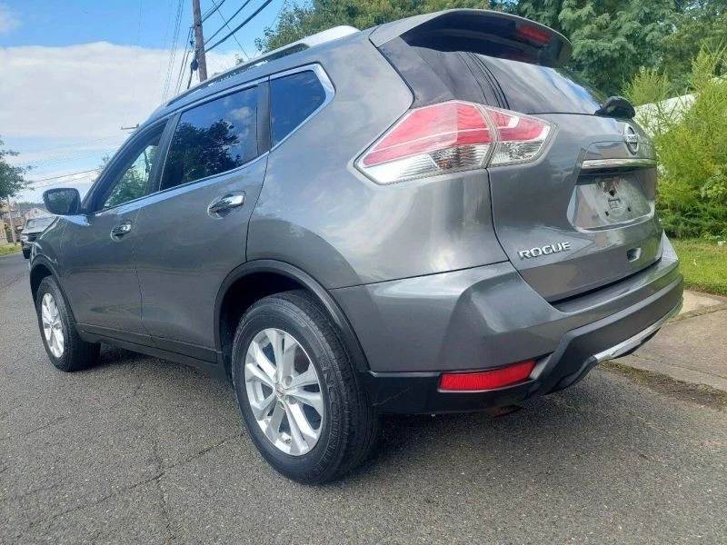 2016 Nissan Rogue - Image 8 of 12