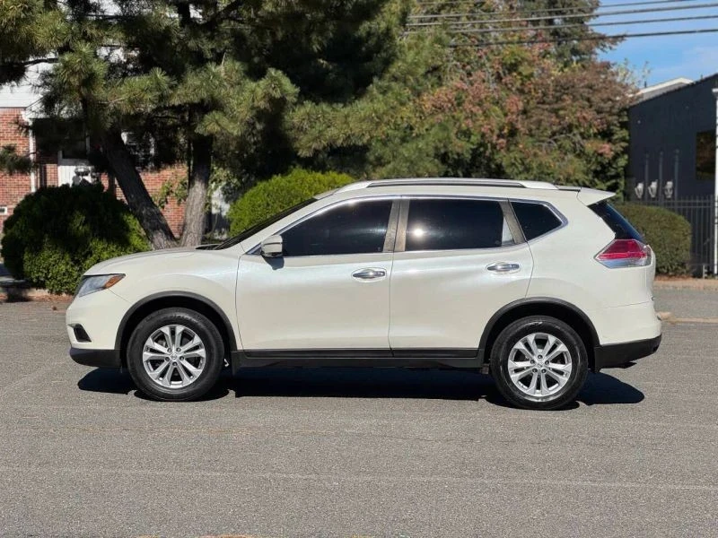 2016 Nissan Rogue - Image 5 of 12