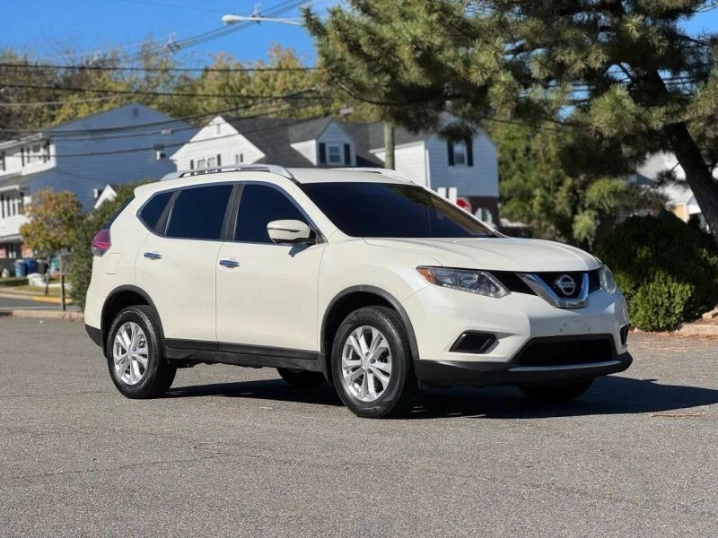 2016 Nissan Rogue - Image 3 of 12
