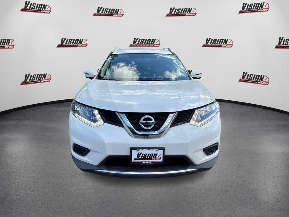 2016 Nissan Rogue - Image 2 of 12