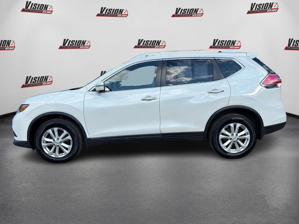 2016 Nissan Rogue - Image 8 of 12