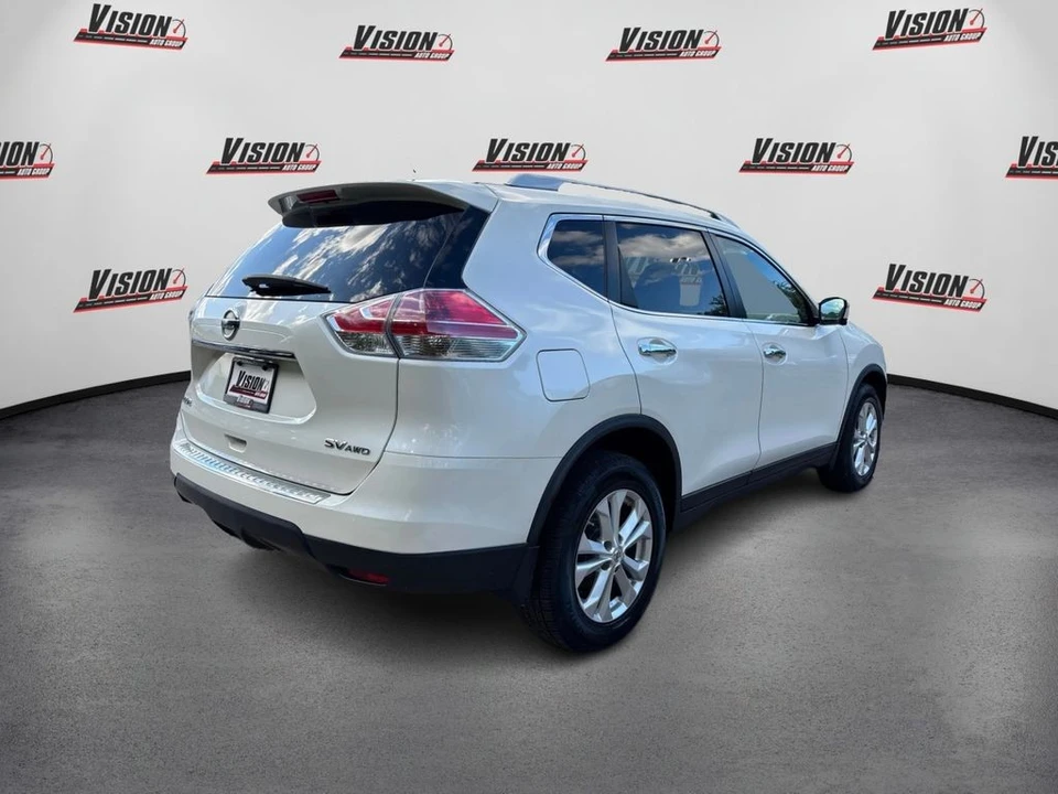 2016 Nissan Rogue - Image 5 of 12