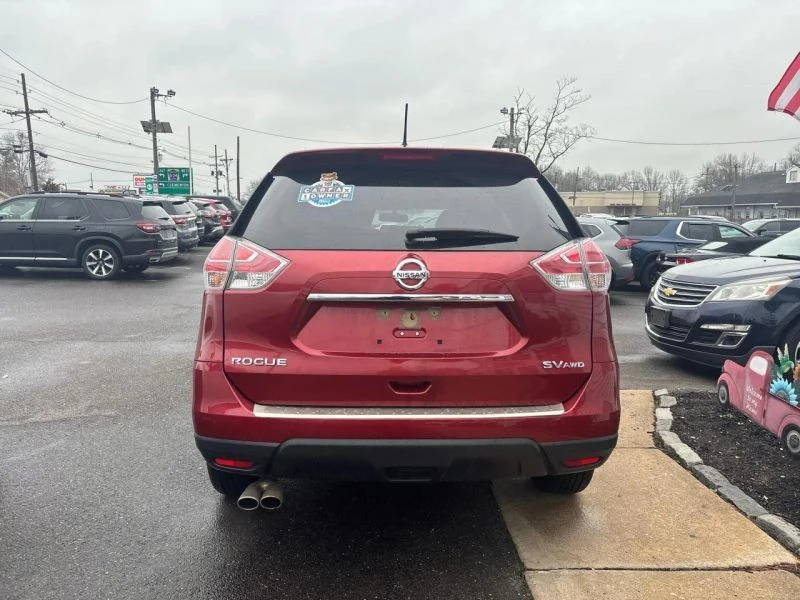 2016 Nissan Rogue - Image 4 of 12
