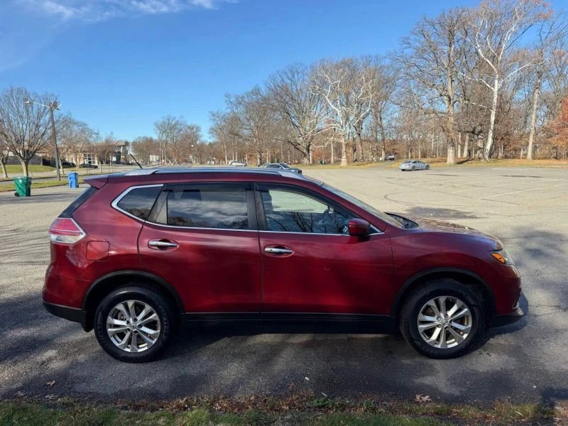 2016 Nissan Rogue - Image 5 of 12