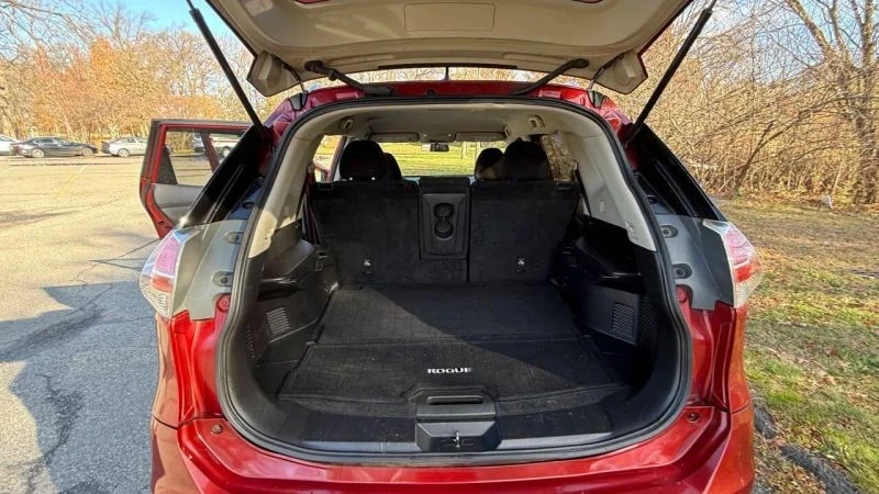 2016 Nissan Rogue - Image 12 of 12
