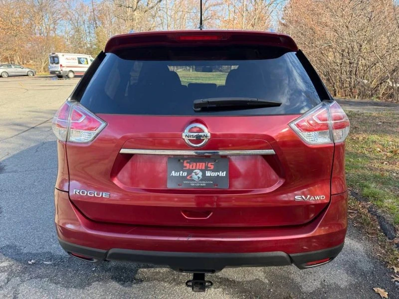 2016 Nissan Rogue - Image 7 of 12