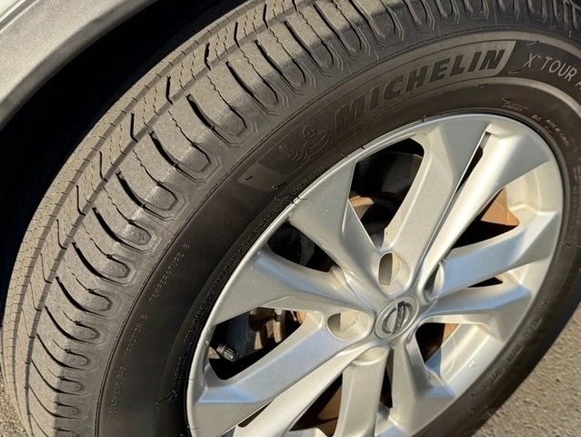 2016 Nissan Rogue - Image 12 of 12
