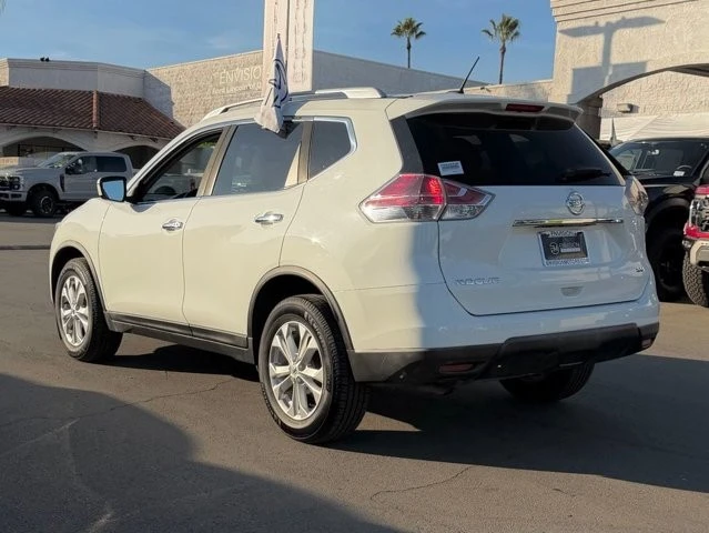 2016 Nissan Rogue - Image 5 of 12