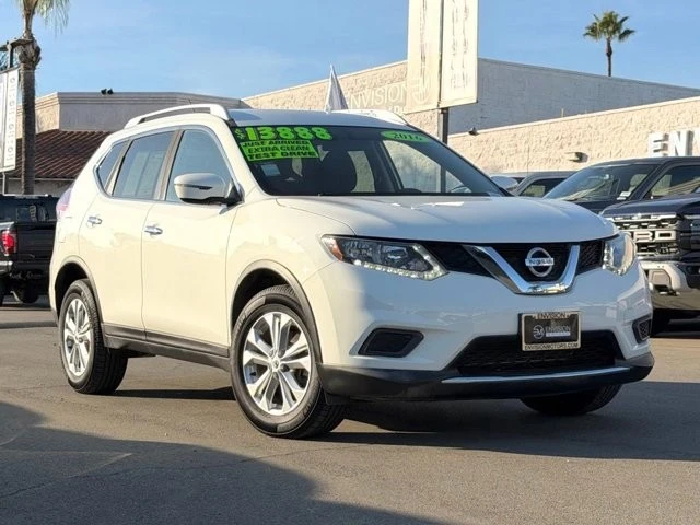 2016 Nissan Rogue - Image 2 of 12