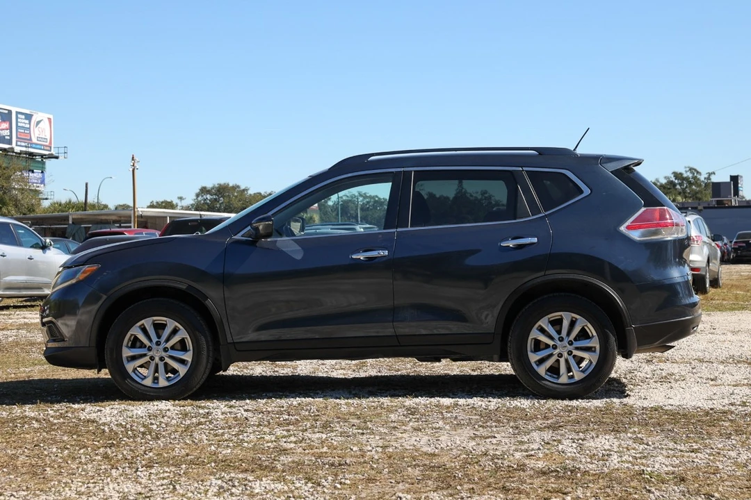 2016 Nissan Rogue - Image 3 of 12