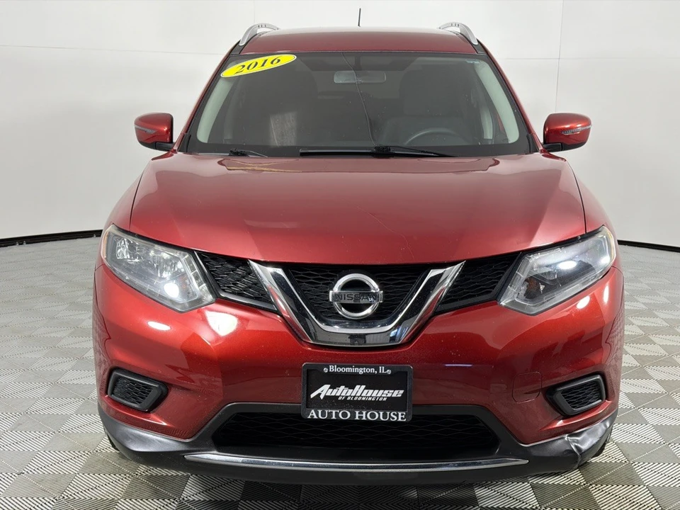 2016 Nissan Rogue - Image 9 of 12