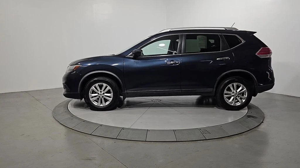 2016 Nissan Rogue - Image 2 of 12