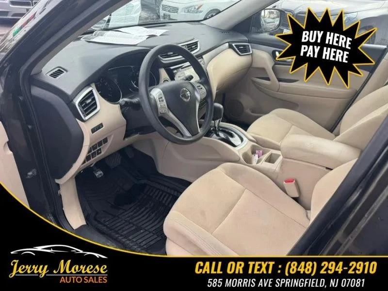 2016 Nissan Rogue - Image 10 of 12