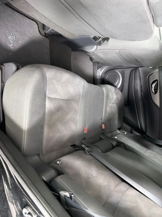 2016 Nissan Rogue - Image 19 of 21