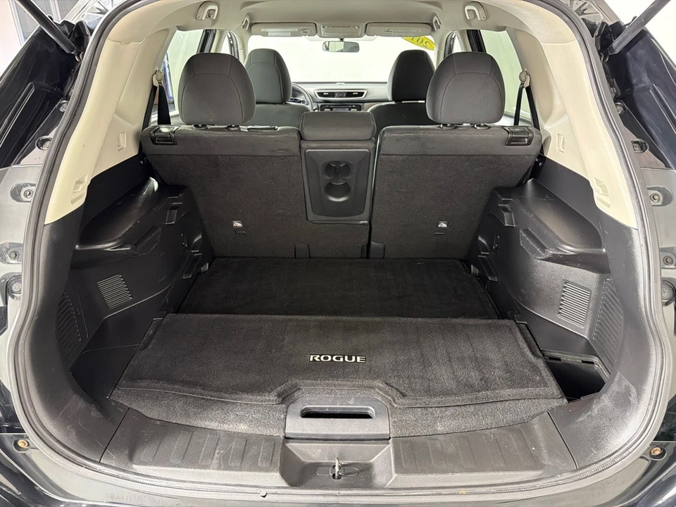 2016 Nissan Rogue - Image 21 of 21