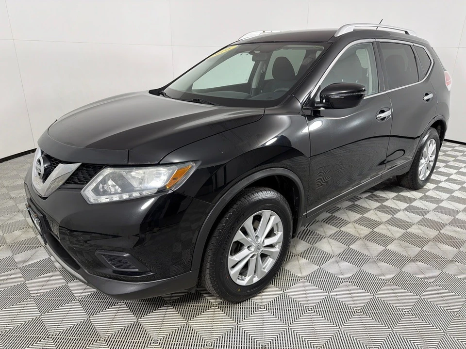 2016 Nissan Rogue - Image 9 of 21