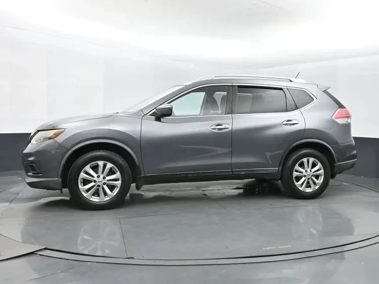 2016 Nissan Rogue - Image 5 of 12