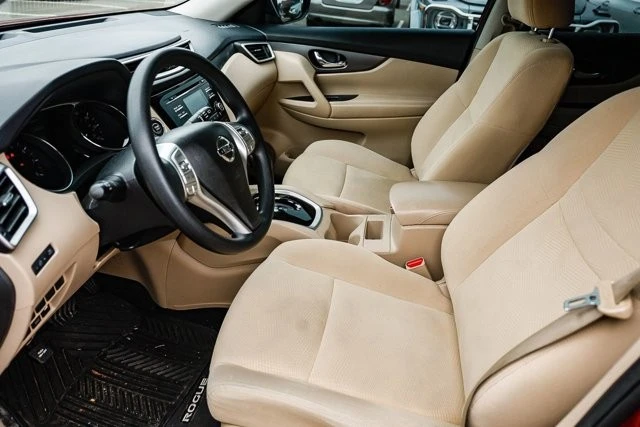 2016 Nissan Rogue - Image 5 of 12
