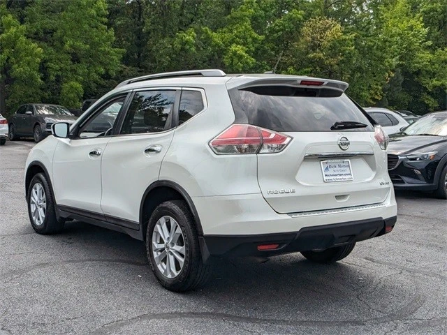 2016 Nissan Rogue - Image 6 of 12