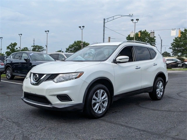 2016 Nissan Rogue - Image 8 of 12