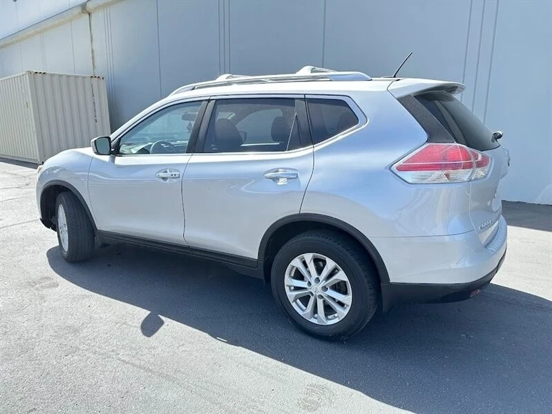 2016 Nissan Rogue - Image 7 of 21