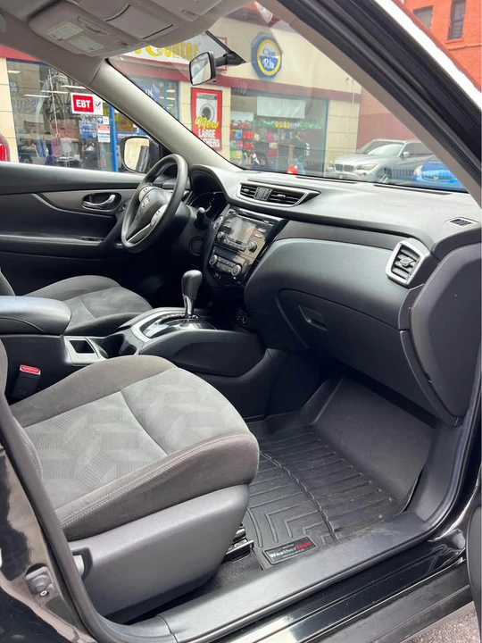 2016 Nissan Rogue - Image 7 of 7