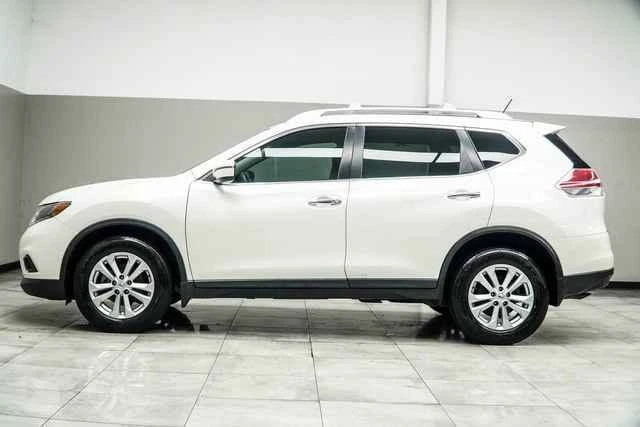 2016 Nissan Rogue - Image 6 of 13