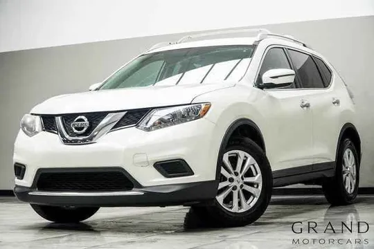 2016 Nissan Rogue SV Sport Utility 4D