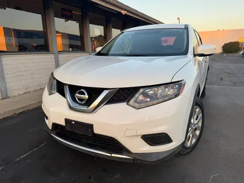 2016 Nissan Rogue SV Sport Utility 4D