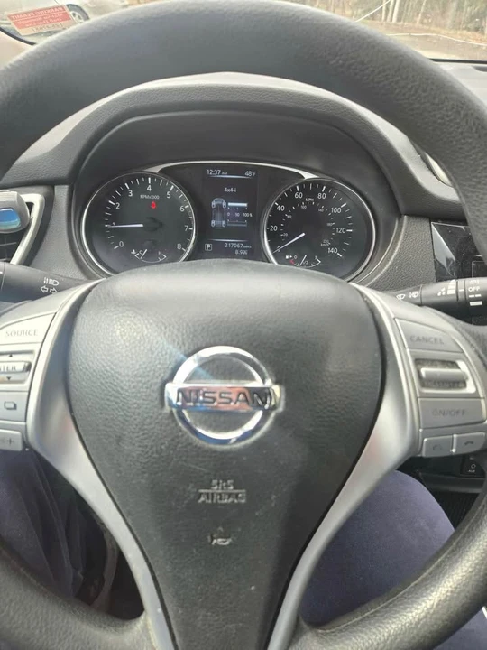 2016 Nissan Rogue - Image 14 of 20